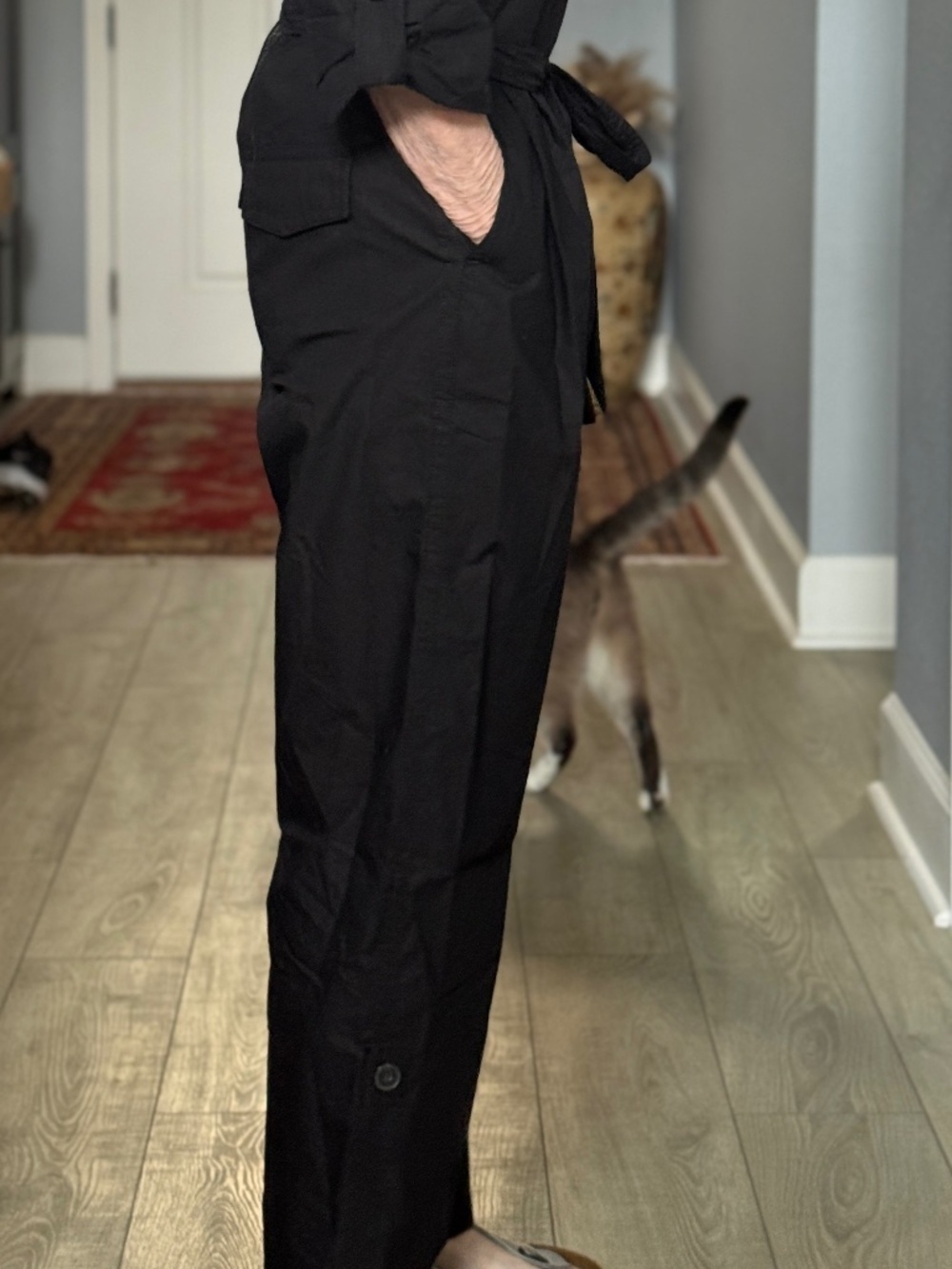 Banana Republic Poplin Jumpsuit in Black NWT - Picture 16 of 16